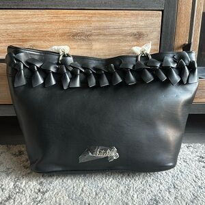 Black Australian purse